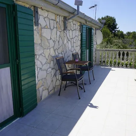 Secluded Fisherman's Cove Donje More, Pasman - 11515 Ткон